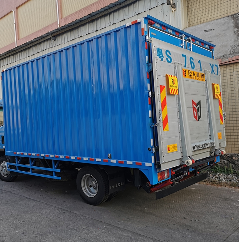 汽車(chē)尾板 汽車(chē)尾板