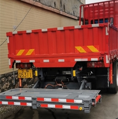 貨車尾板 貨車尾板